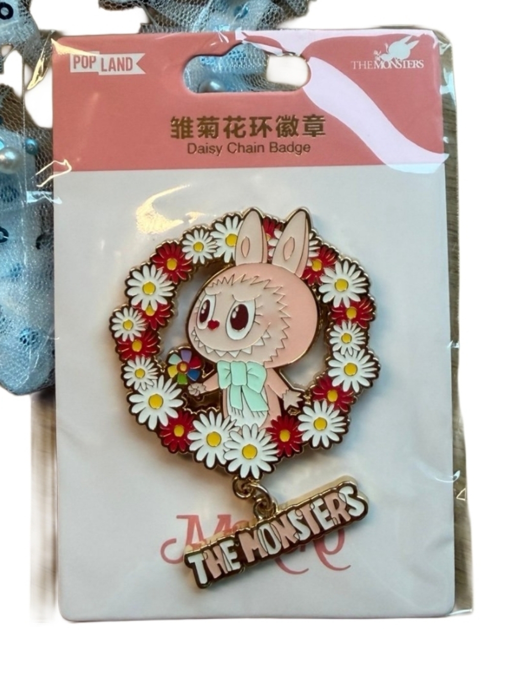 Pop mart Authentic Beijing Pop Land Park Release Mokoko Daisy chain Pin